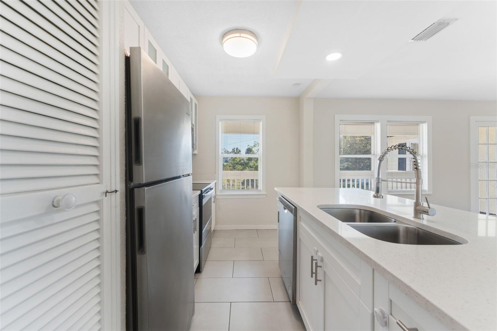 221 S HALE AVE, TAMPA, FL, 33609