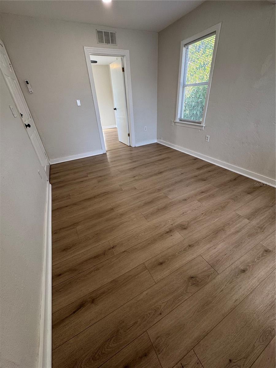 221 S HALE AVE, TAMPA, FL, 33609