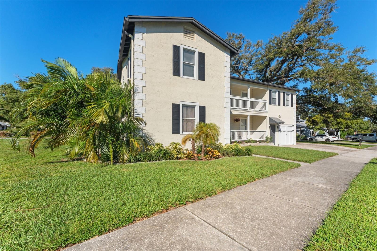 221 S HALE AVE, TAMPA, FL, 33609