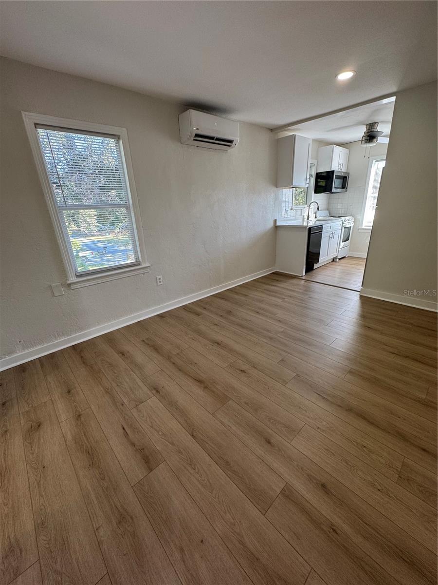 221 S HALE AVE, TAMPA, FL, 33609