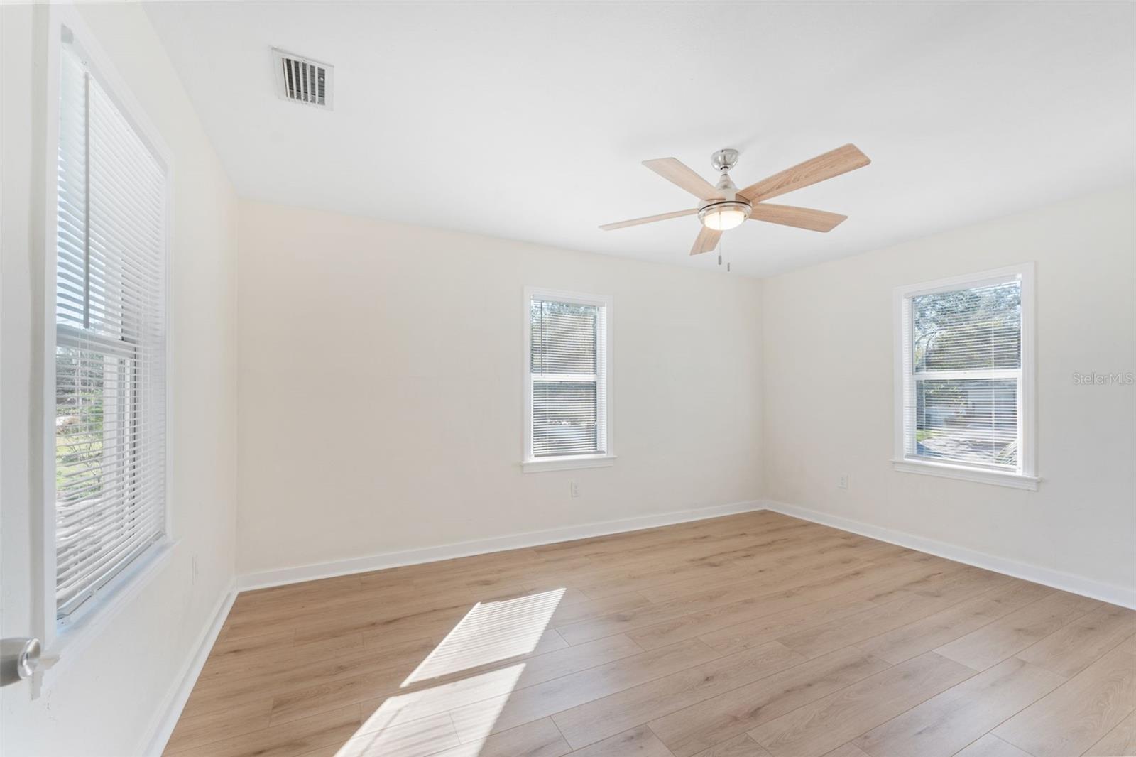 221 S HALE AVE, TAMPA, FL, 33609