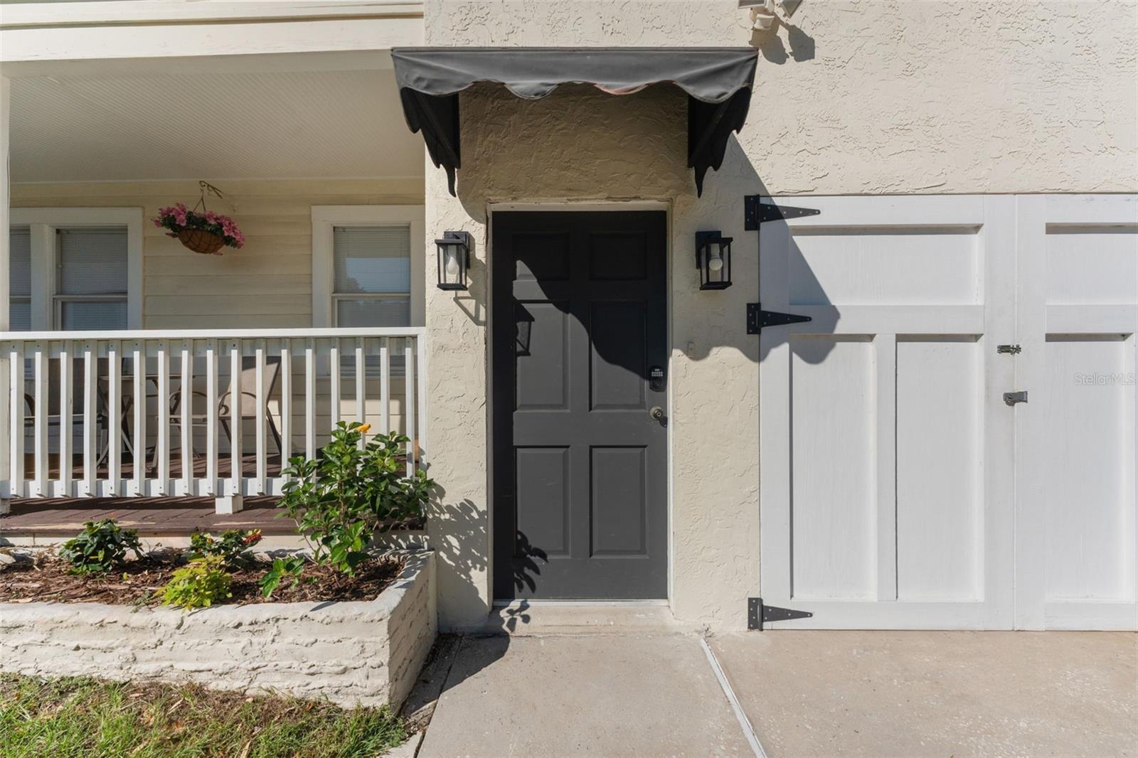 221 S HALE AVE, TAMPA, FL, 33609