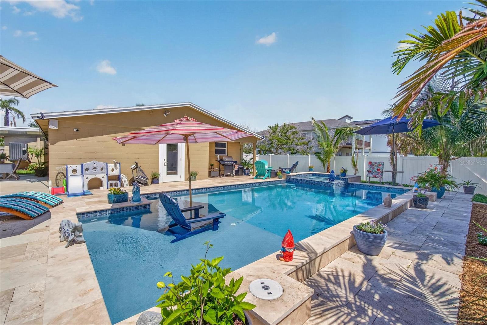 5900 BAYOU GRANDE BLVD NE, ST PETERSBURG, FL, 33703