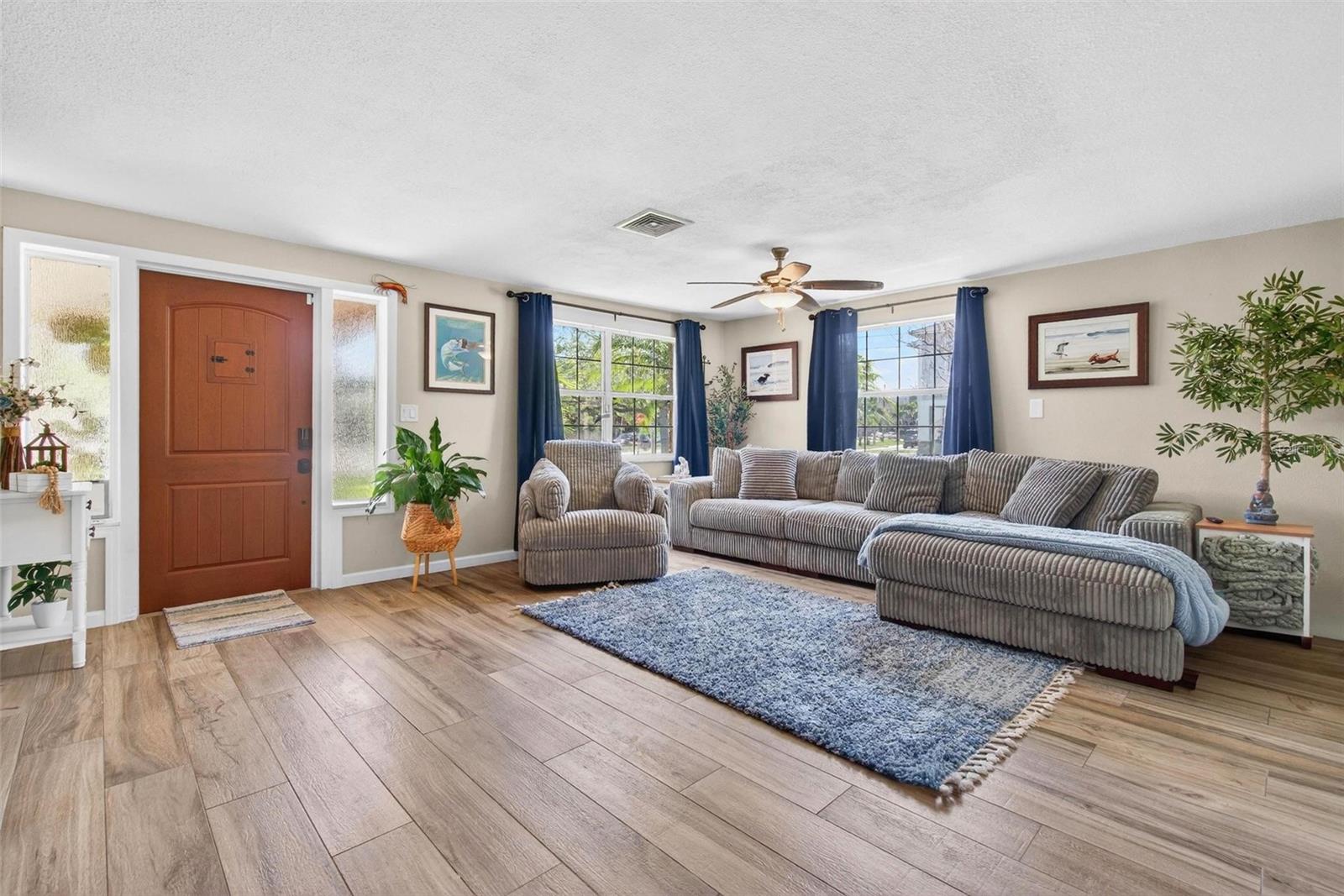5900 BAYOU GRANDE BLVD NE, ST PETERSBURG, FL, 33703