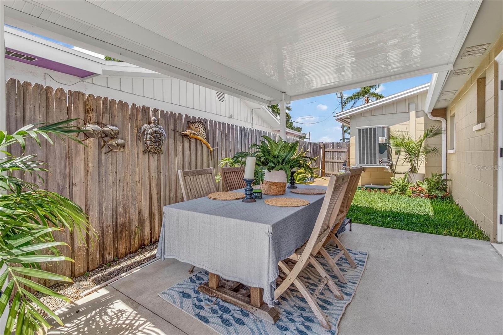 5900 BAYOU GRANDE BLVD NE, ST PETERSBURG, FL, 33703