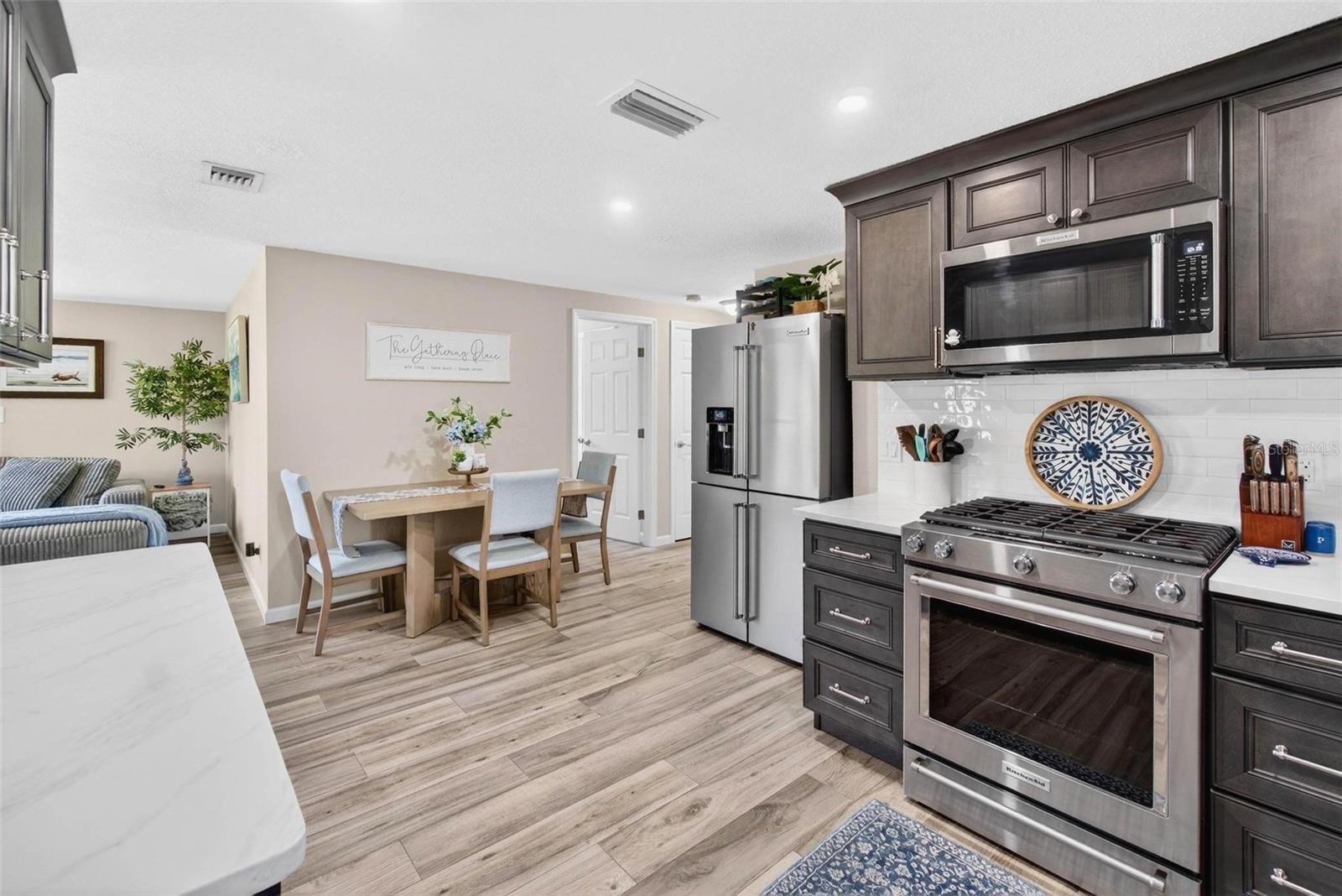 5900 BAYOU GRANDE BLVD NE, ST PETERSBURG, FL, 33703