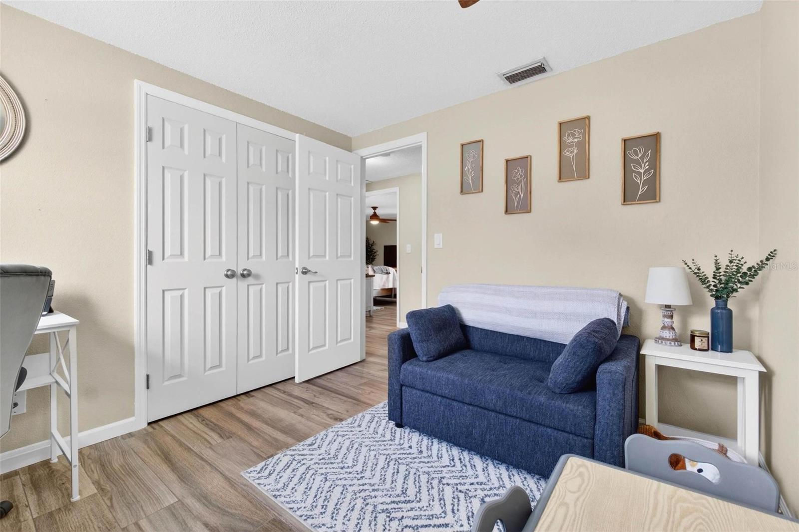 5900 BAYOU GRANDE BLVD NE, ST PETERSBURG, FL, 33703