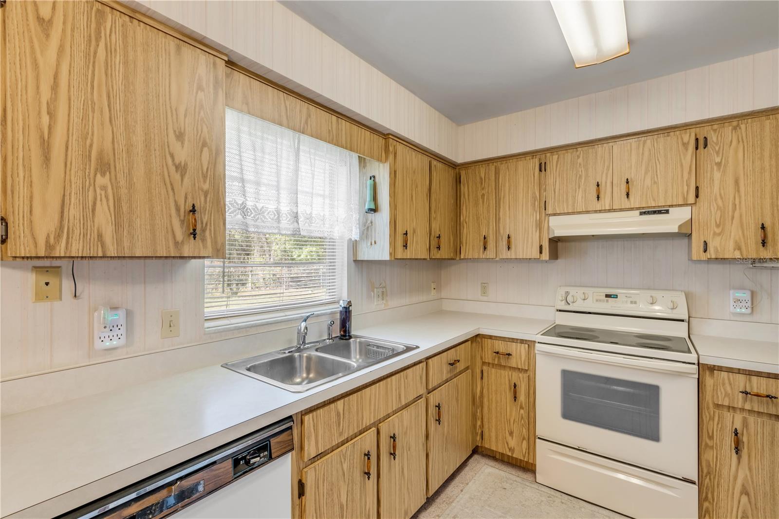 1460 CHRIS AVE, DELAND, FL, 32724