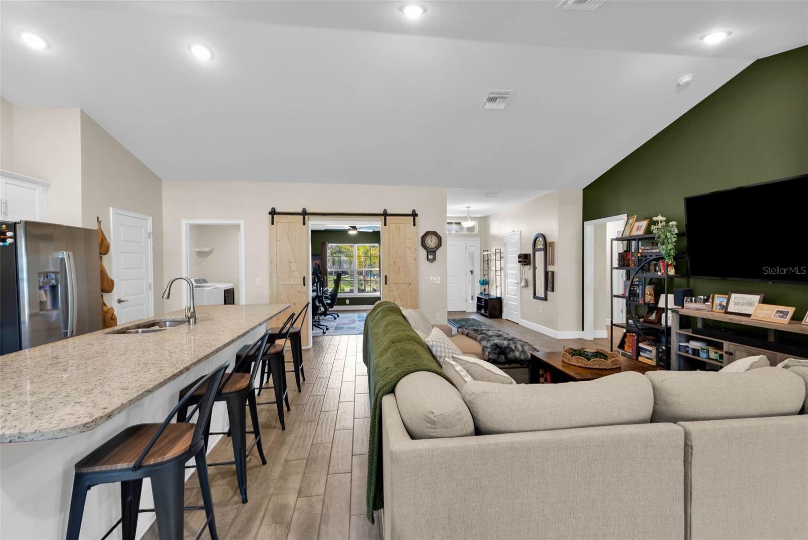 23362 FERNDALE AVE, PUNTA GORDA, FL, 33980