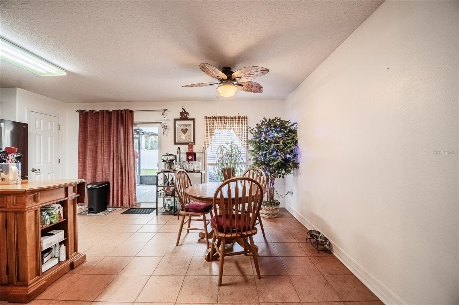 2200 BLACKWOOD DR, MULBERRY, FL, 33860