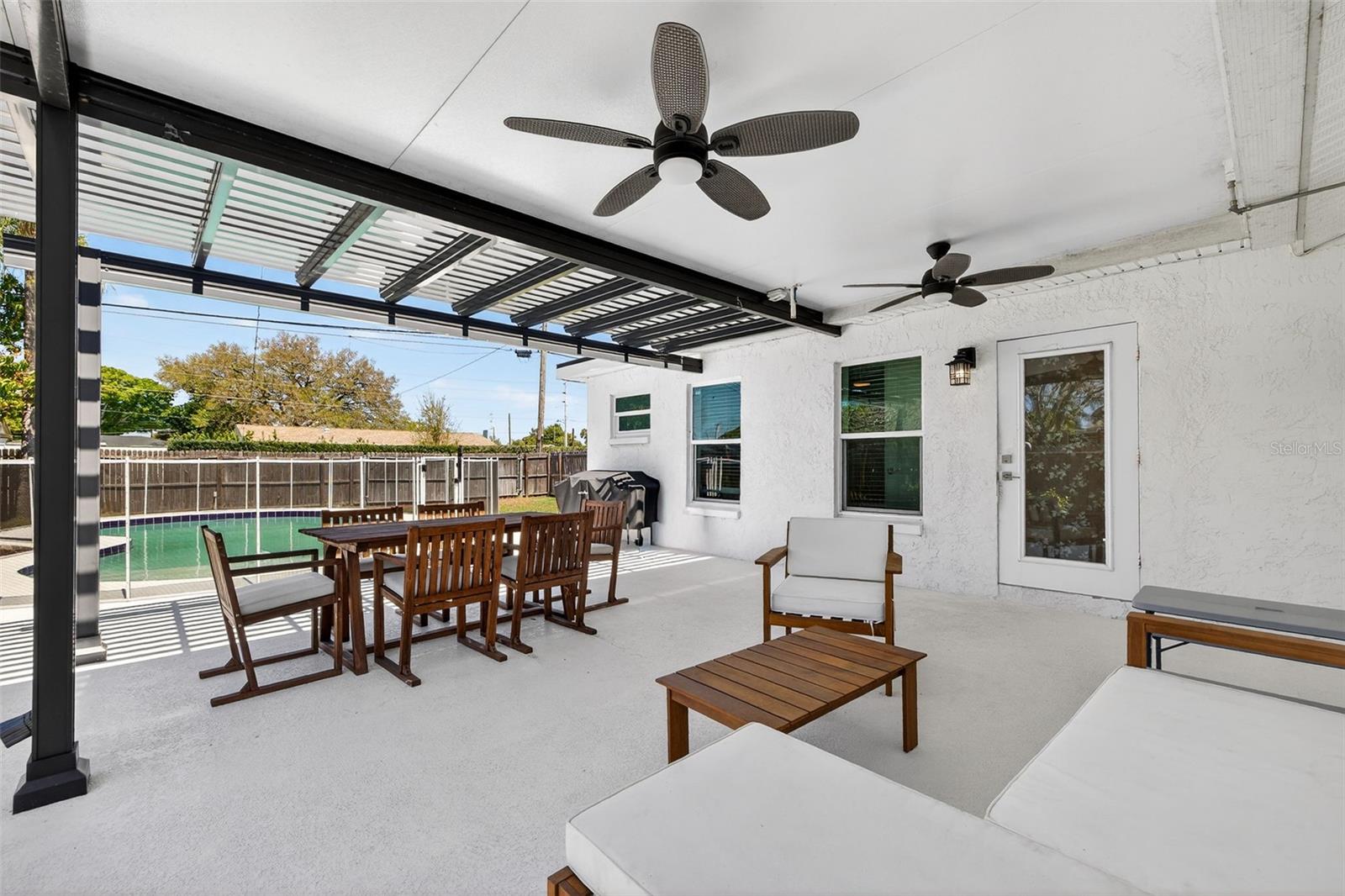 3911 14TH AVE N, ST PETERSBURG, FL, 33713