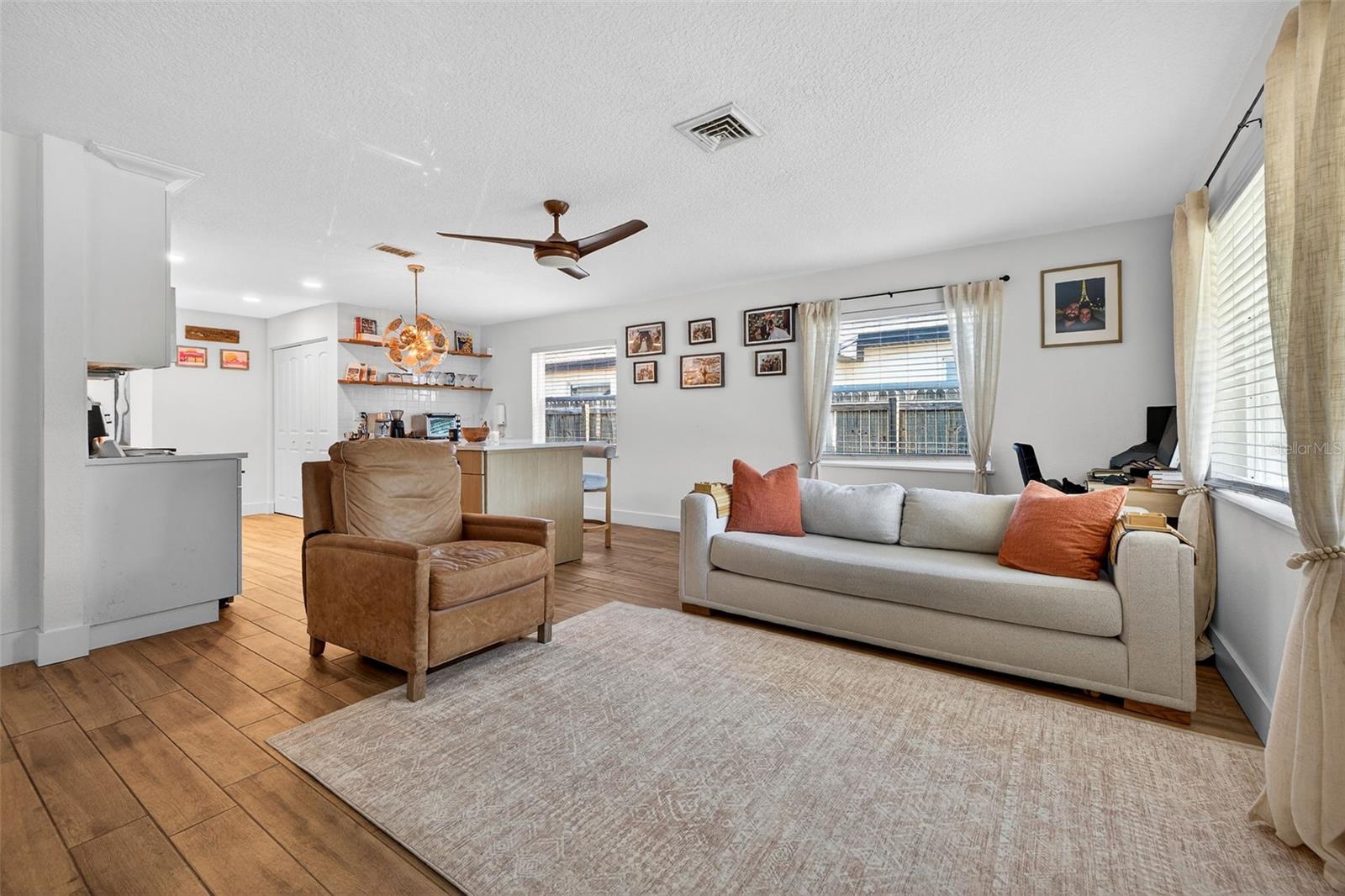 3911 14TH AVE N, ST PETERSBURG, FL, 33713