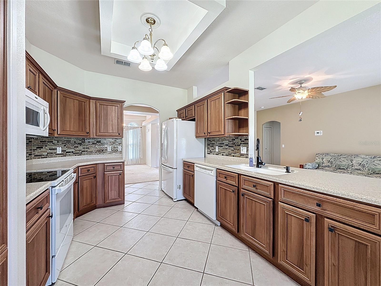 3828 AVON CT, CLERMONT, FL, 34711