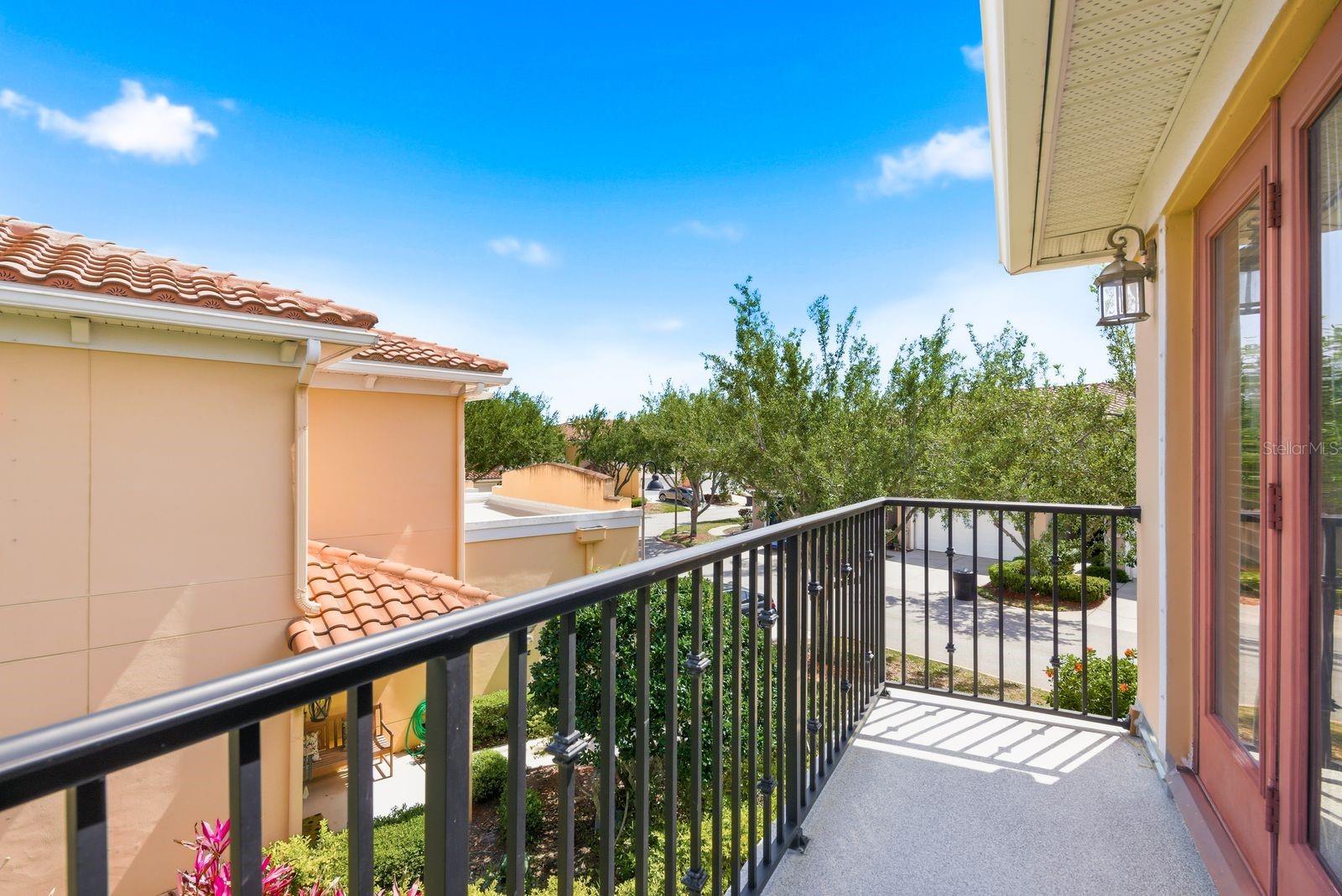 208 VALENCIA CIR, ST PETERSBURG, FL, 33716