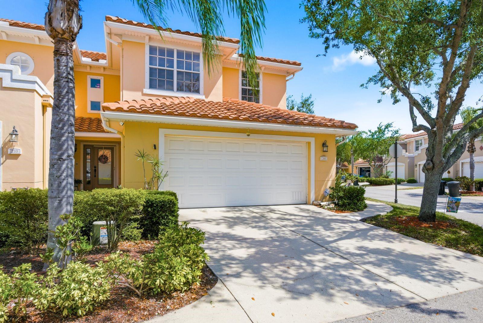 208 VALENCIA CIR, ST PETERSBURG, FL, 33716