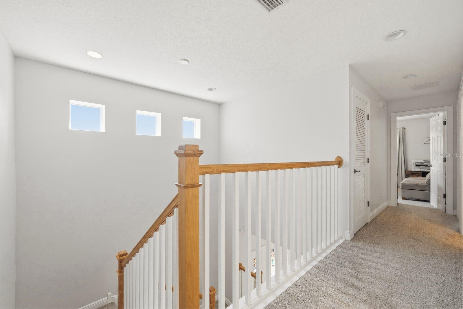 208 VALENCIA CIR, ST PETERSBURG, FL, 33716