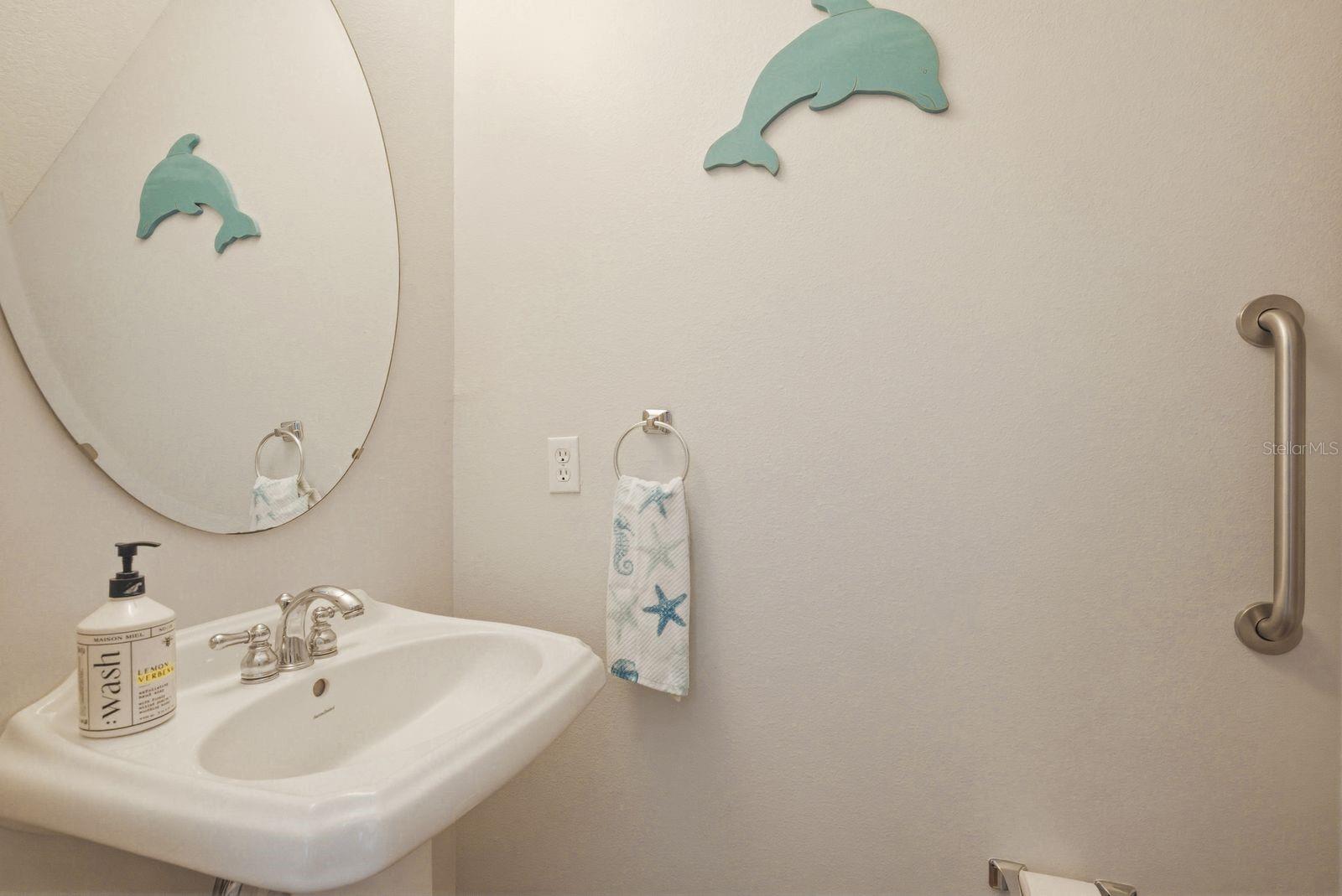 208 VALENCIA CIR, ST PETERSBURG, FL, 33716