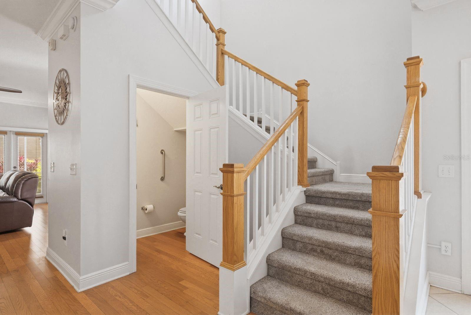 208 VALENCIA CIR, ST PETERSBURG, FL, 33716