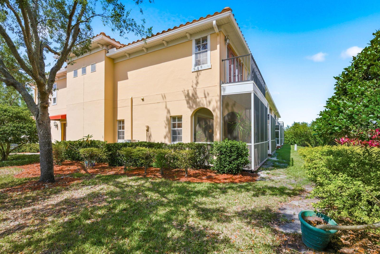 208 VALENCIA CIR, ST PETERSBURG, FL, 33716