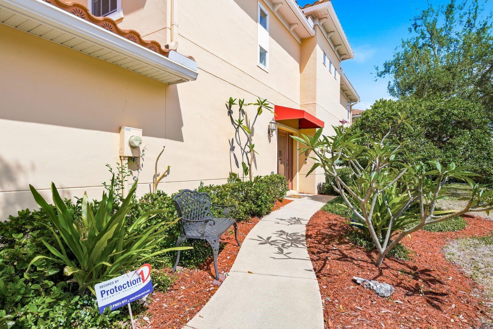 208 VALENCIA CIR, ST PETERSBURG, FL, 33716