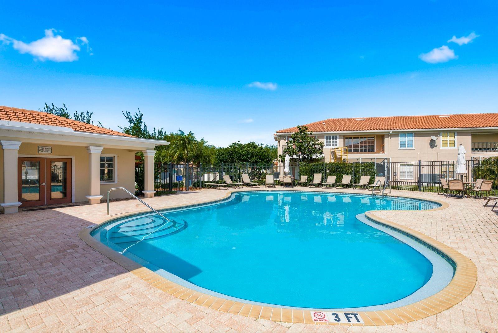 208 VALENCIA CIR, ST PETERSBURG, FL, 33716