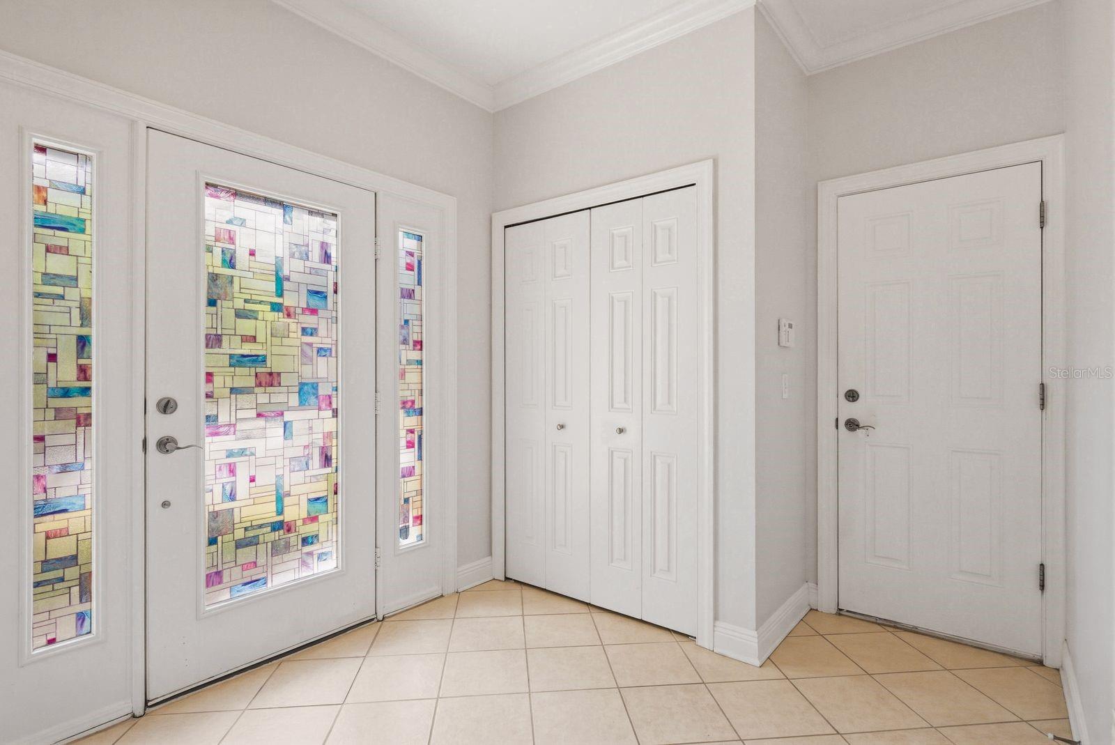 208 VALENCIA CIR, ST PETERSBURG, FL, 33716