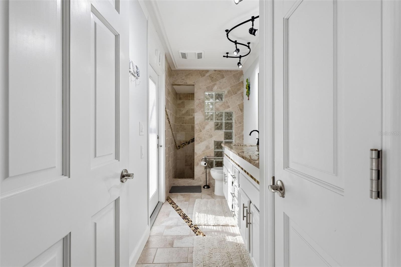 11767 ASHLEY CT, SEMINOLE, FL, 33772