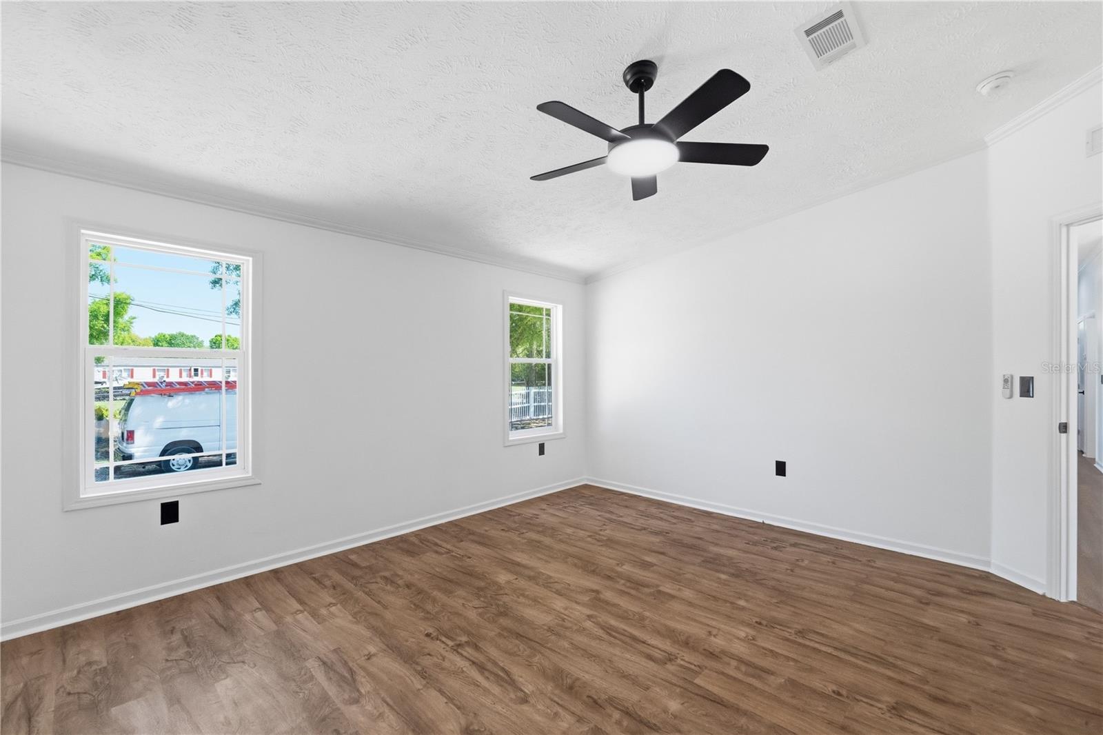 11708 MEADOWDALE DR, TAMPA, FL, 33625