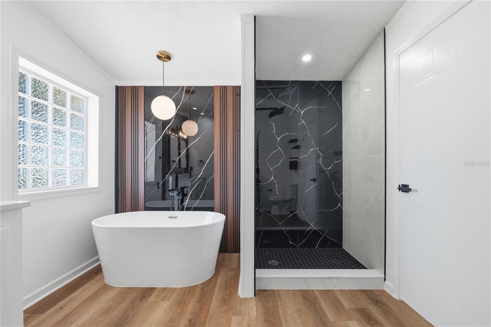 11708 MEADOWDALE DR, TAMPA, FL, 33625