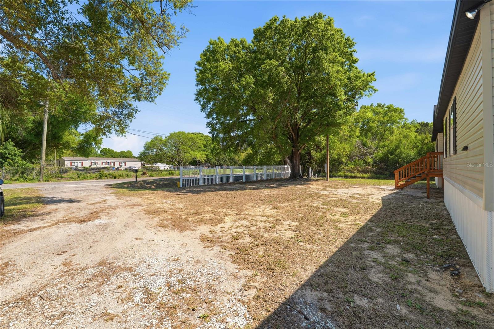 11708 MEADOWDALE DR, TAMPA, FL, 33625