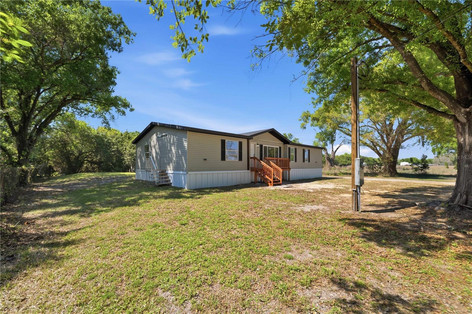 11708 MEADOWDALE DR, TAMPA, FL, 33625