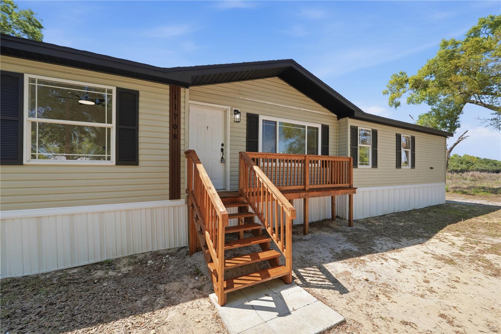 11708 MEADOWDALE DR, TAMPA, FL, 33625