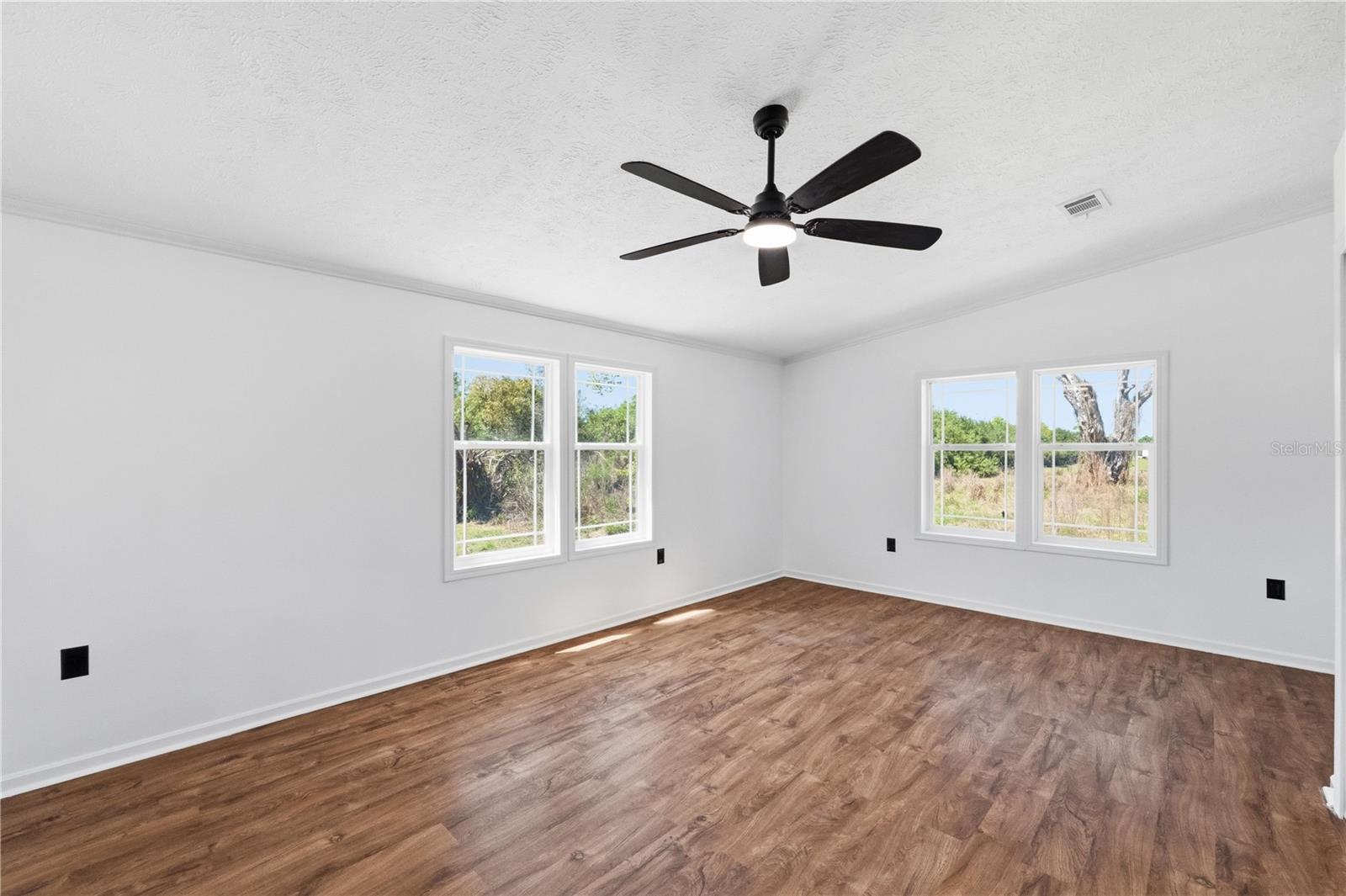 11708 MEADOWDALE DR, TAMPA, FL, 33625