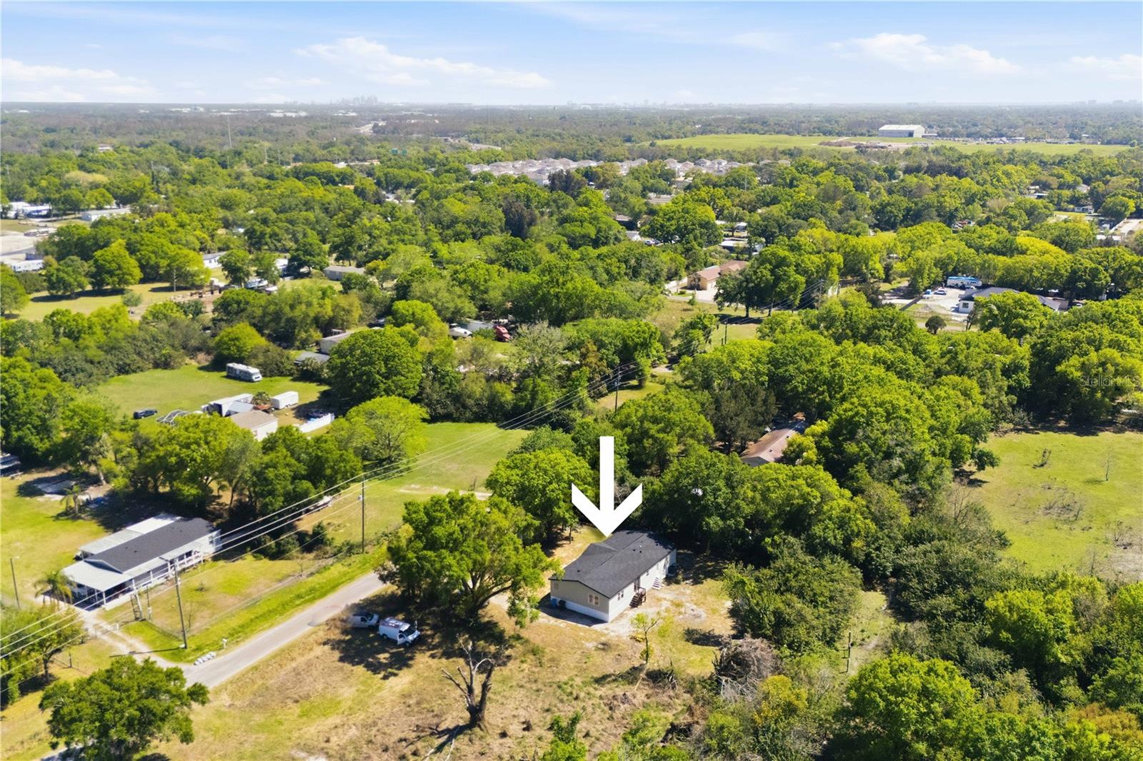 11708 MEADOWDALE DR, TAMPA, FL, 33625