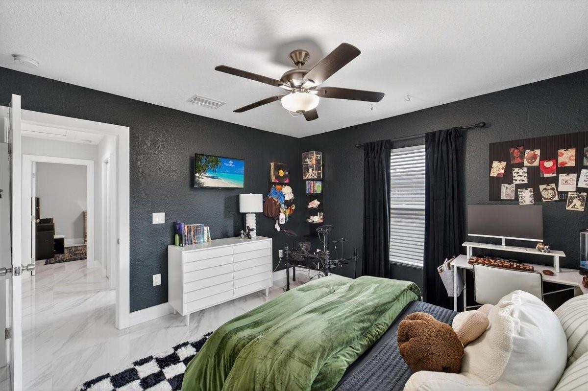 1507 W RIVER SHORE WAY, TAMPA, FL, 33603