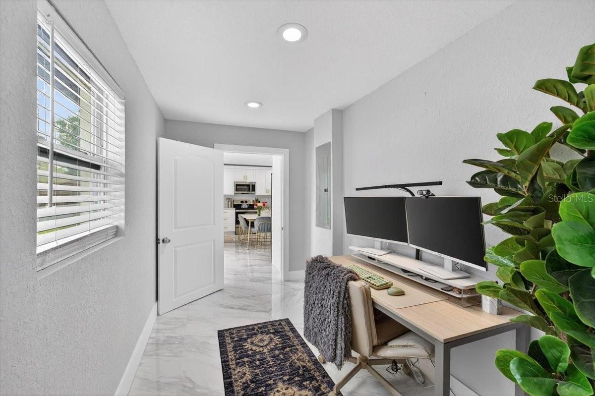1507 W RIVER SHORE WAY, TAMPA, FL, 33603
