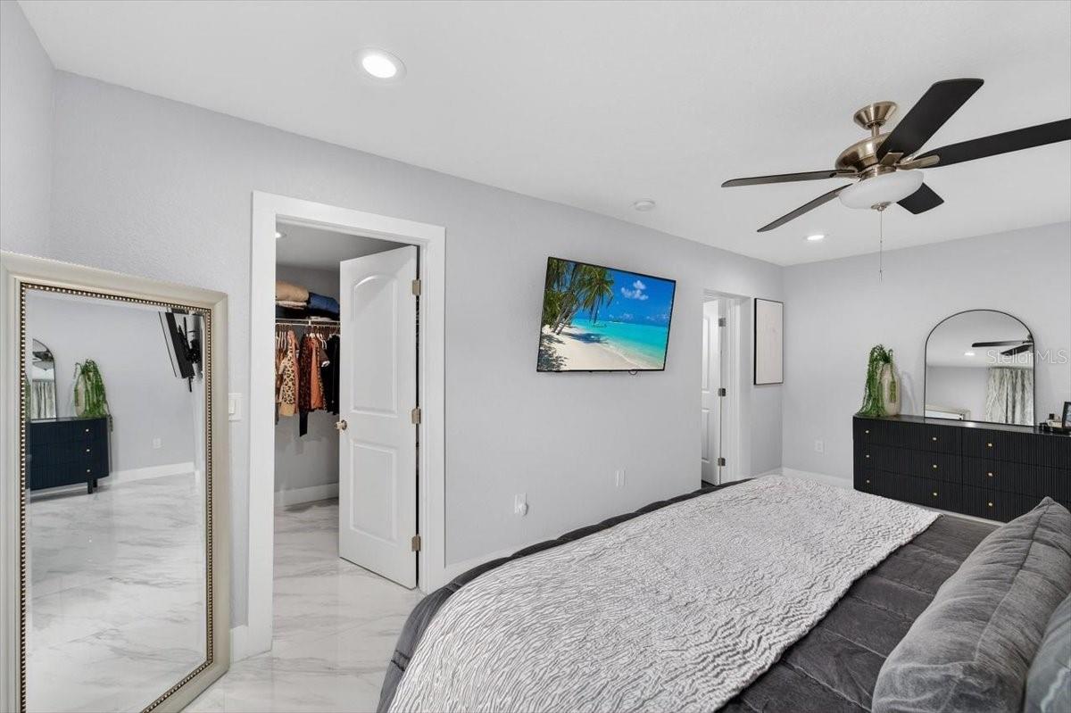 1507 W RIVER SHORE WAY, TAMPA, FL, 33603