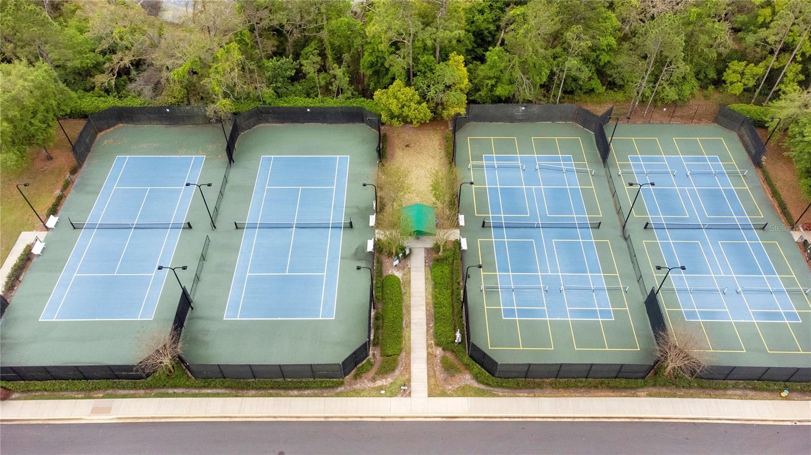 1066 VICTORIA HILLS DRIVE SOUTH, DELAND, FL, 32724