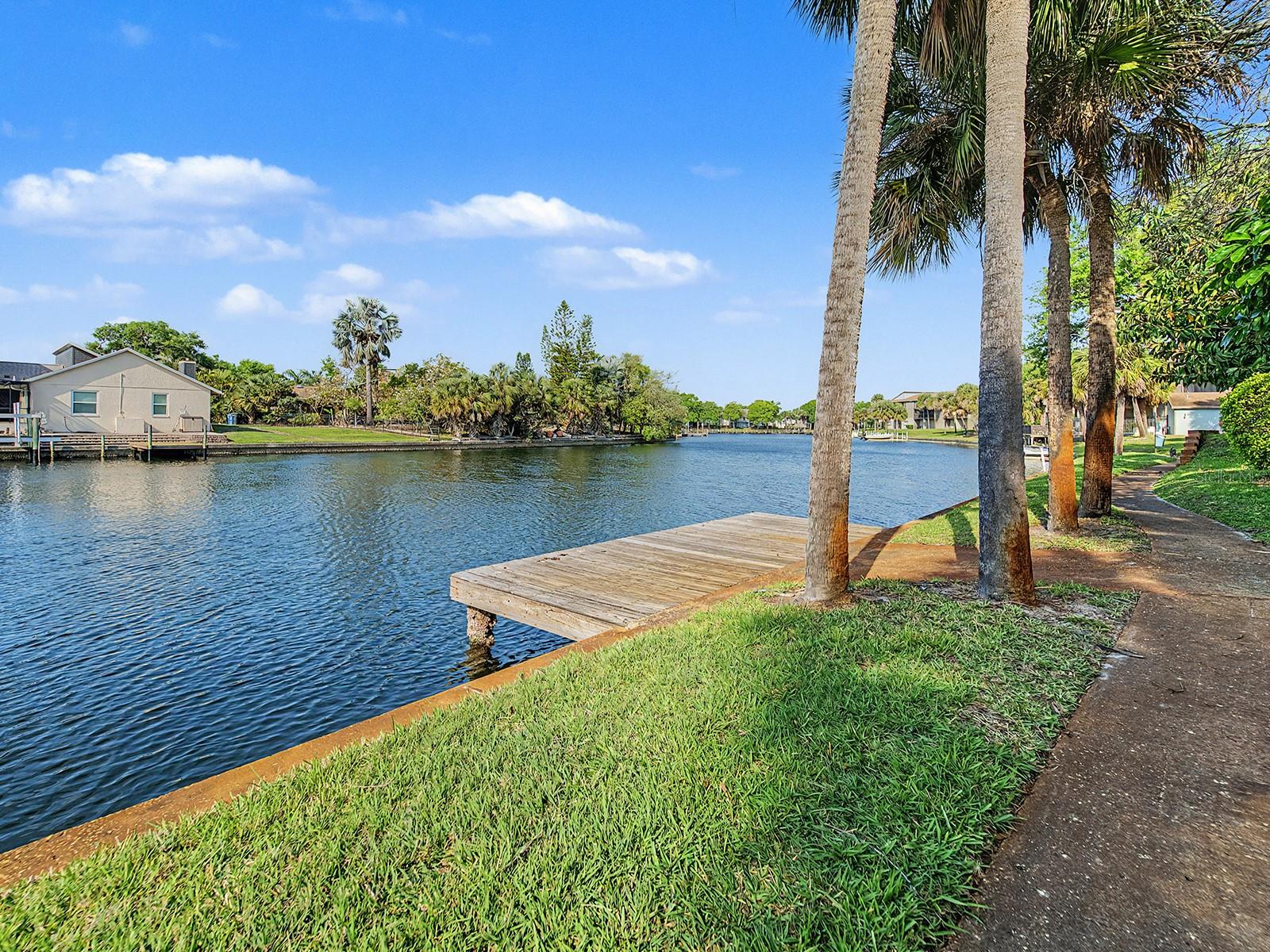 6321 NEWTOWN CIR #21B8, TAMPA, FL, 33615