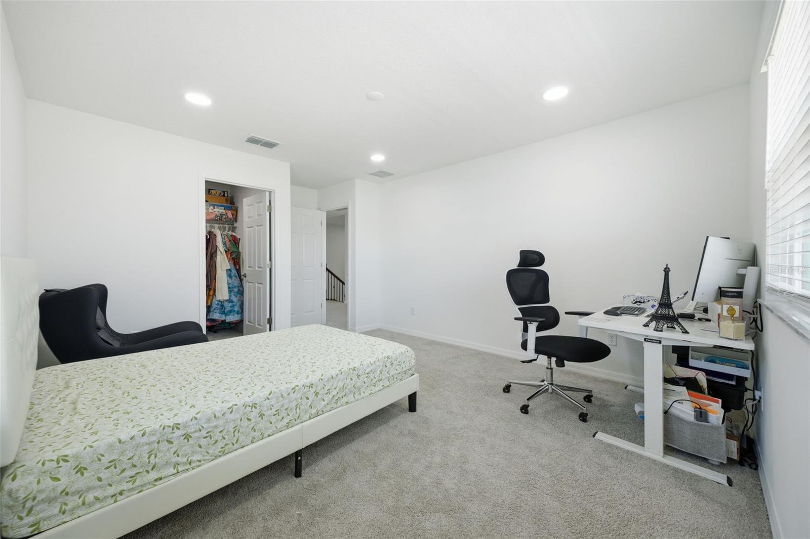 7792 NOTCHED PINE BND, WESLEY CHAPEL, FL, 33545