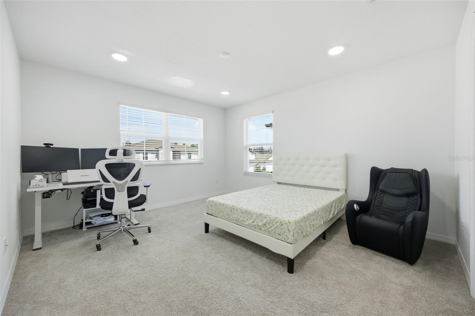 7792 NOTCHED PINE BND, WESLEY CHAPEL, FL, 33545