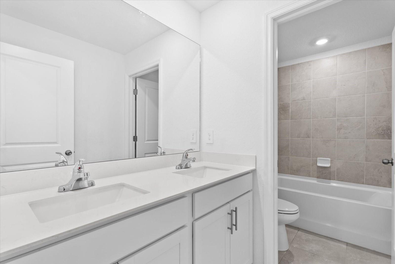 13925 LILAC SKY TER, BRADENTON, FL, 34211