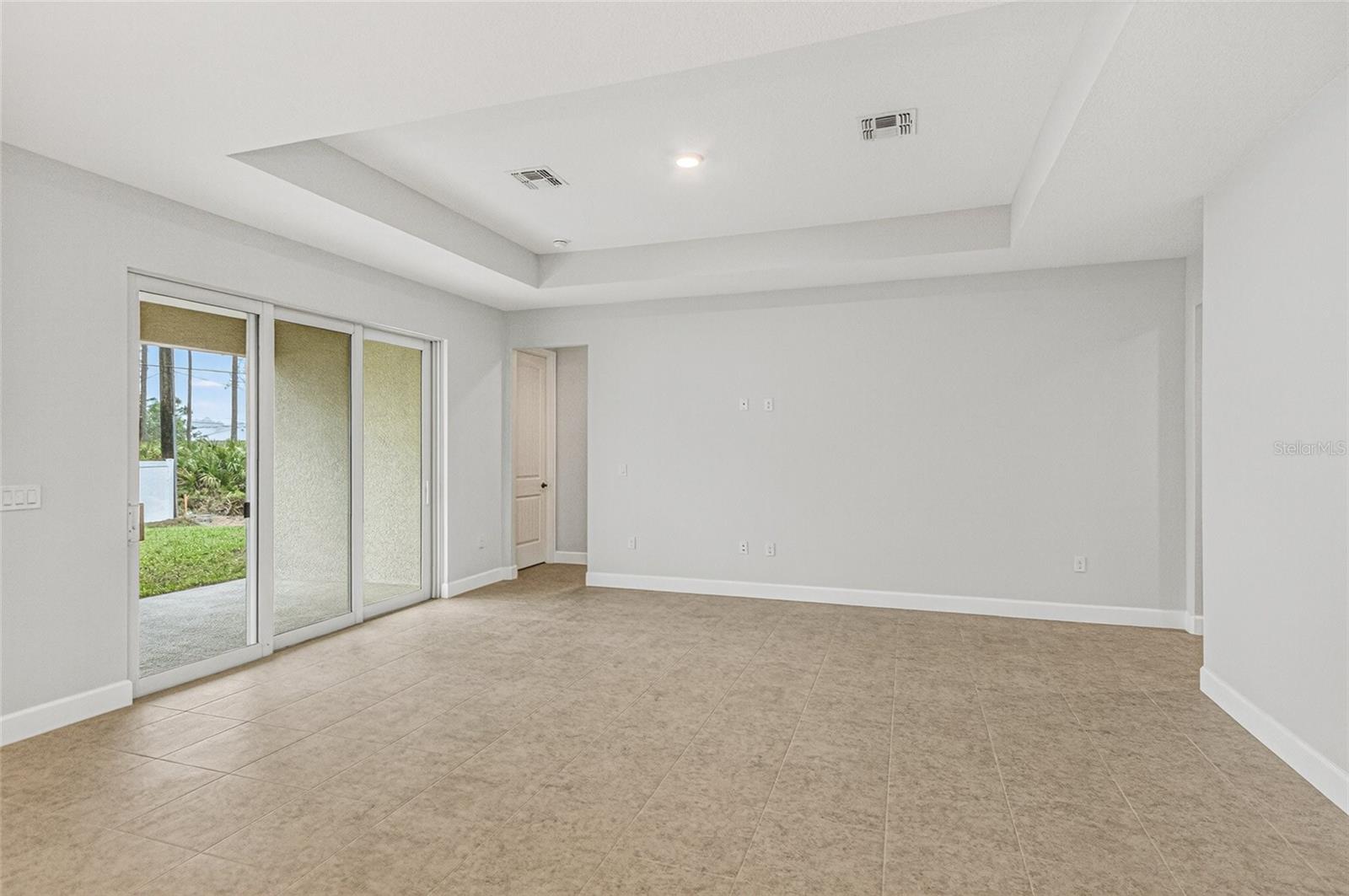 450 HAMMOND ST SW, PALM BAY, FL, 32908