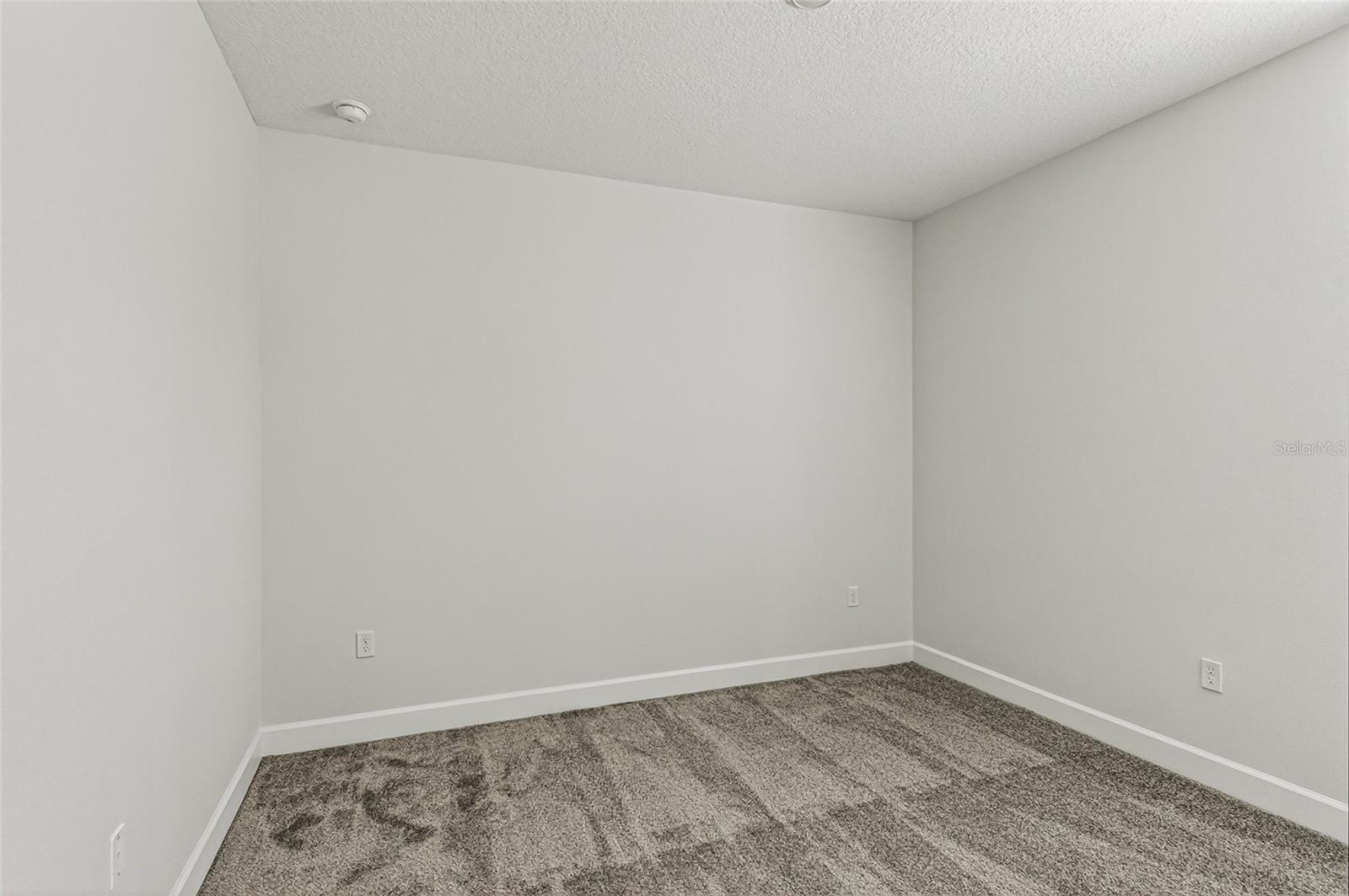 450 HAMMOND ST SW, PALM BAY, FL, 32908