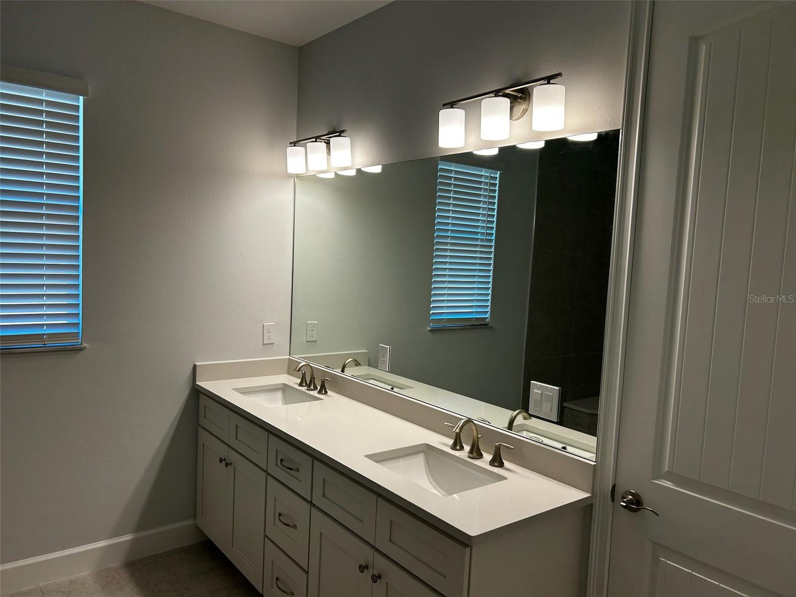 450 HAMMOND ST SW, PALM BAY, FL, 32908