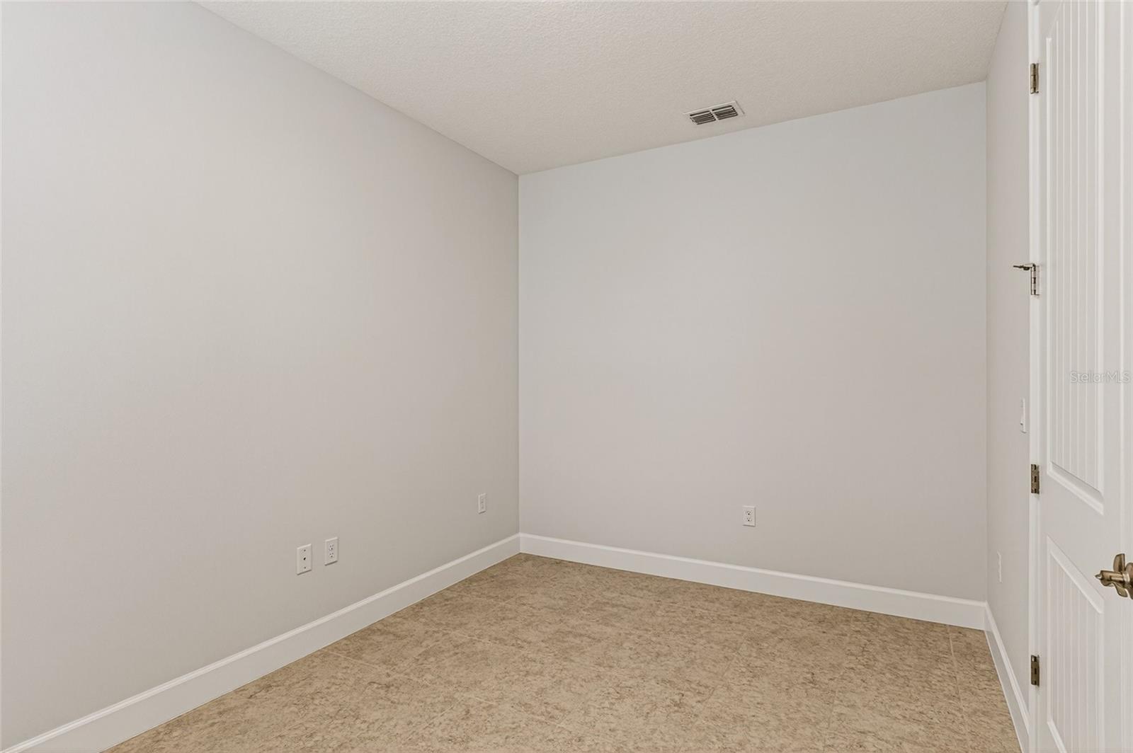 450 HAMMOND ST SW, PALM BAY, FL, 32908