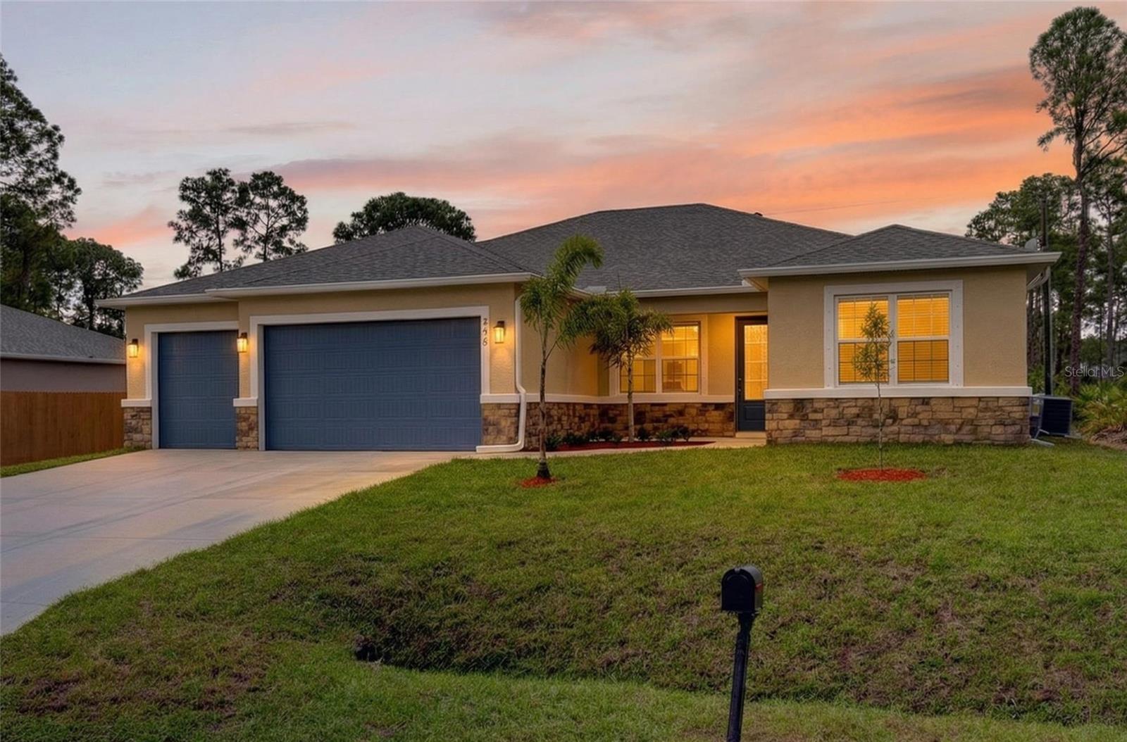 450 HAMMOND ST SW, PALM BAY, FL, 32908