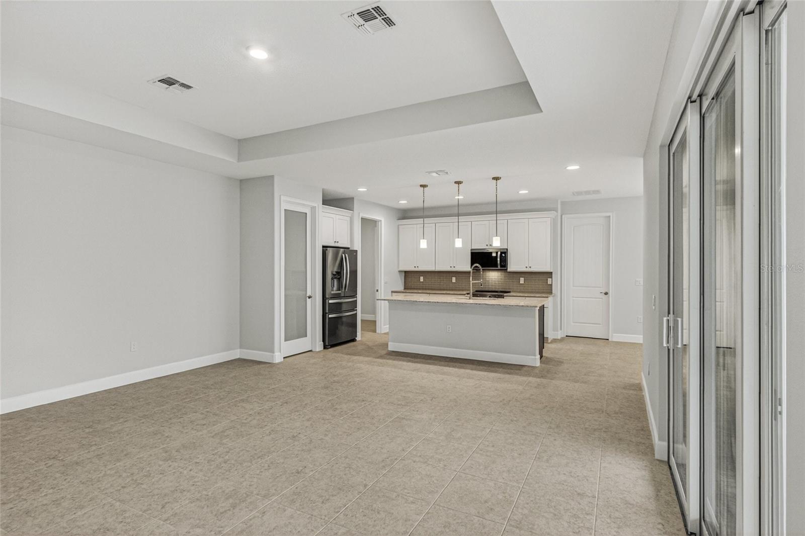 450 HAMMOND ST SW, PALM BAY, FL, 32908