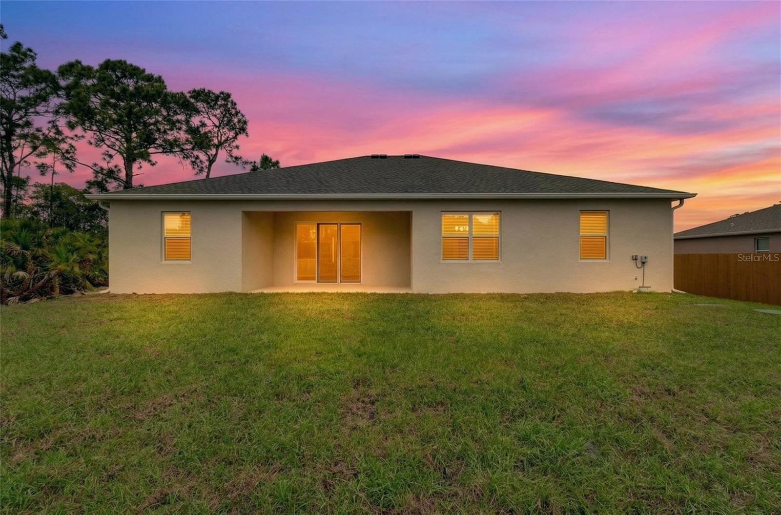 450 HAMMOND ST SW, PALM BAY, FL, 32908