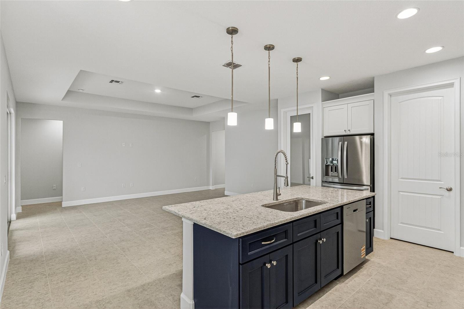 450 HAMMOND ST SW, PALM BAY, FL, 32908